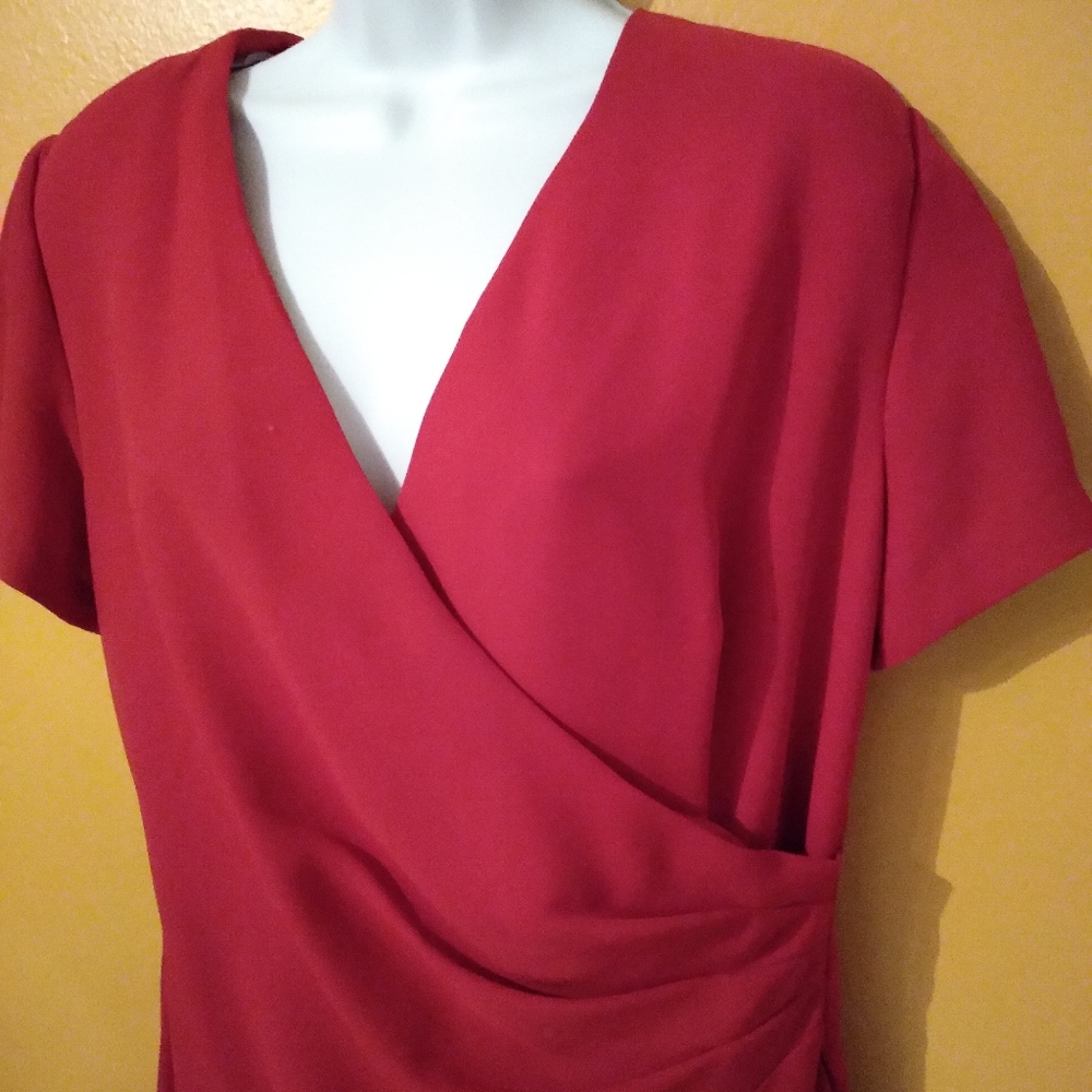 Dress - Picture 3 of 4